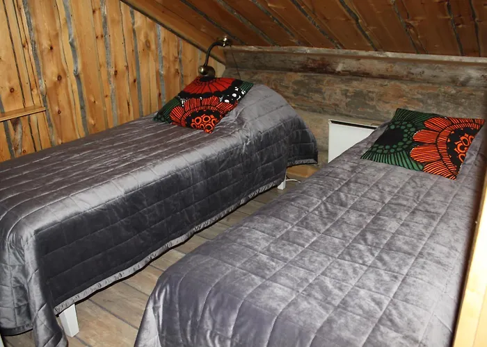 Levikaira Apartments - Log Cabins